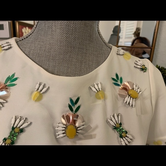 New - Banana republic sequins top - Picture 3 of 5